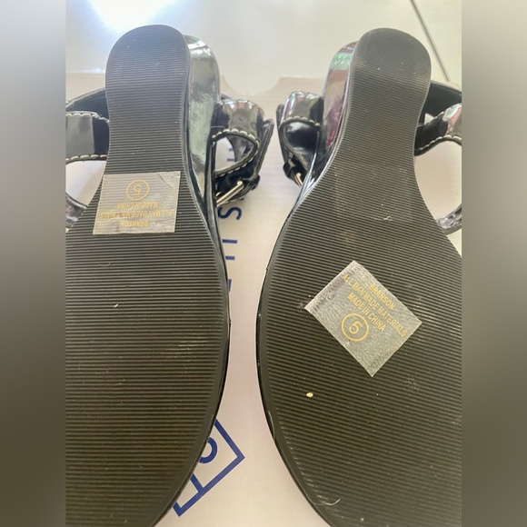 Victoria Spencer sandals - Picture 4 of 5